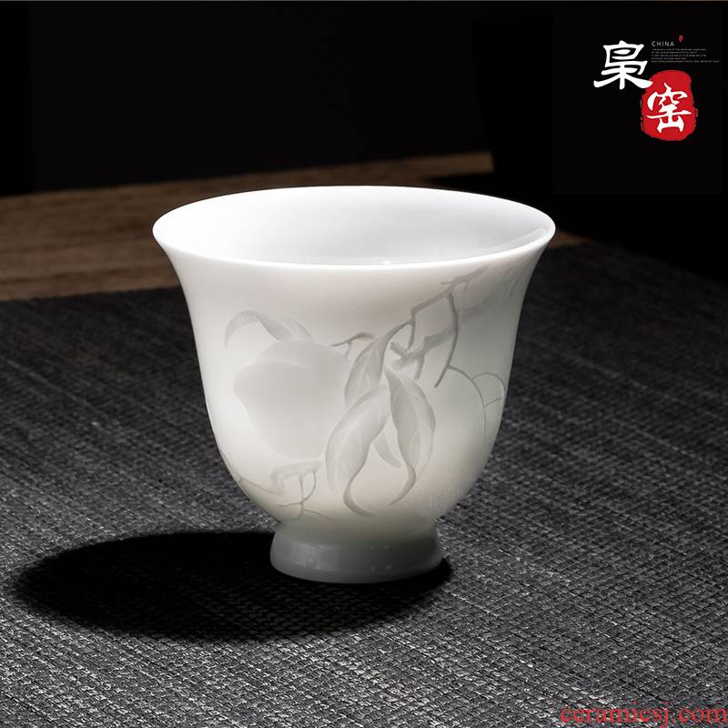 Jingdezhen tea cups manual anaglyph peach sample tea cup master cup single CPU ceramic tea cup kung fu tea cups