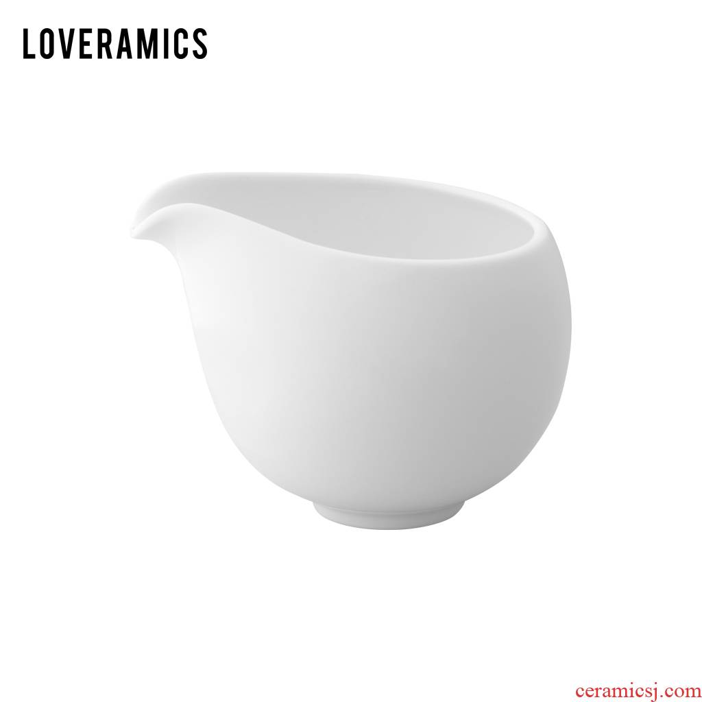Loveramics love Mrs Er - go! (gray) 420 ml milk cylinder (beige)