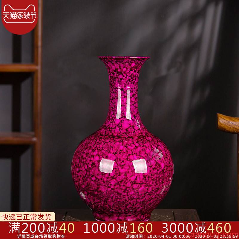 Jingdezhen ceramics, vases, flower arranging is modern Chinese creative fashion home decoration sitting room place red