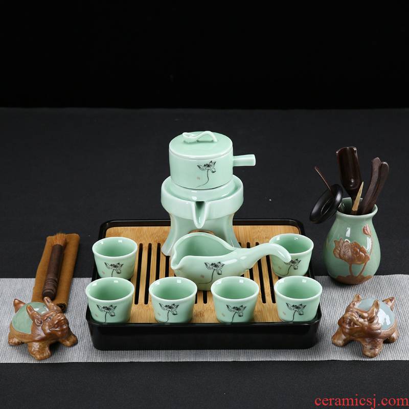 Household celadon stone mill semiautomatic make tea tea set suits for Chinese creative lazy contracted tea tray tea pet accessories