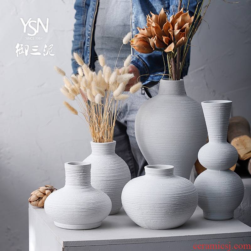 Retro contracted flower implement northern Japanese ceramic vases, dried flower flower Chinese zen furnishing articles sitting room small and pure and fresh