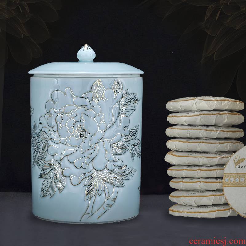 Jingdezhen ceramic fuels the caddy fixings seal will "bringing a large household storage jar with pu 'er tea storehouse