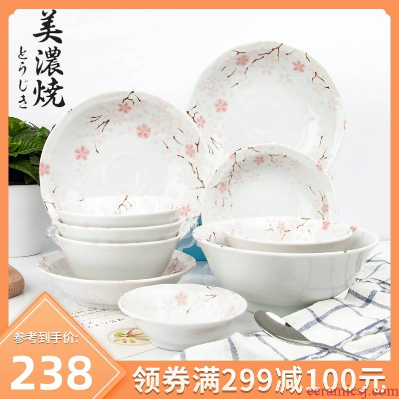 Meinung burn up imported from Japan with dishes under the glaze color combination of household ceramic bowl Japanese cherry blossom put cutlery set