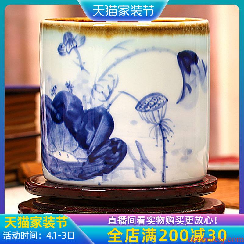 Jingdezhen ceramic blue pen container the teacher head 'day gift practical creative office home furnishing articles