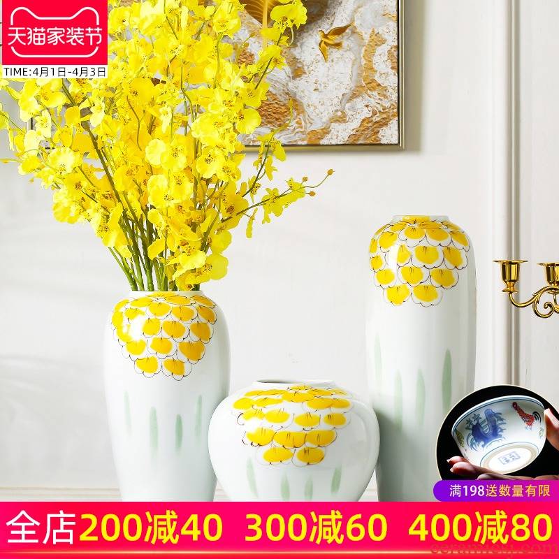 Jingdezhen porcelain vases, ceramic creative furnishing articles sitting room put the dried flower implement new Chinese style household adornment ornament