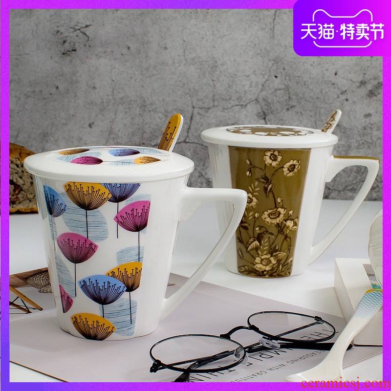 Couples mark cup of office coffee cup northern wind ceramic cups with cover teaspoons of domestic milk ultimately responds to a cup of tea cups