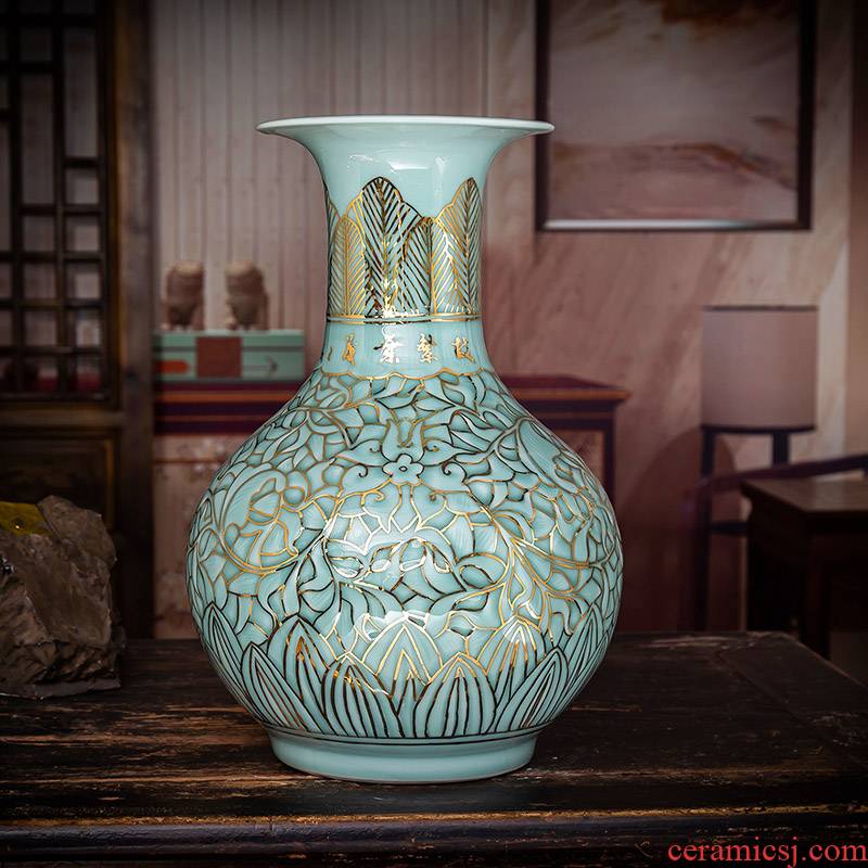 Wind restoring ancient ways of jingdezhen ceramics vase hand - made carving shadow green paint craft decoration of Chinese style household furnishing articles
