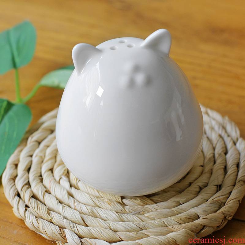 Pure white ceramic toothpick box of household condiment jar of salt and pepper bottle kitchen gadgets spoon sauce dish