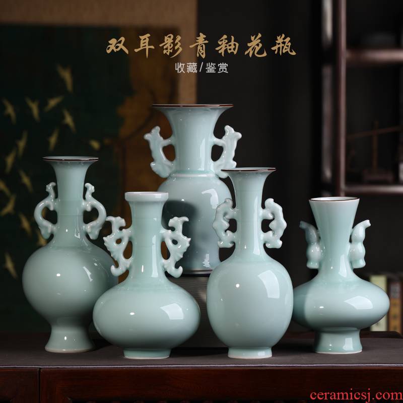 Jingdezhen ceramics floret bottle place flower arranging archaize sitting room of Chinese style household treasure cabinet decorative arts and crafts
