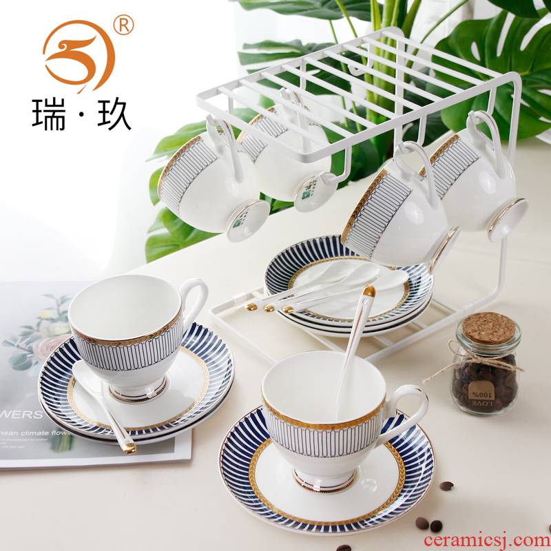 The Six sets of ipads China coffee cups and saucers suit household ceramic coffee set complete set of coffee cups set send frame to send a spoon