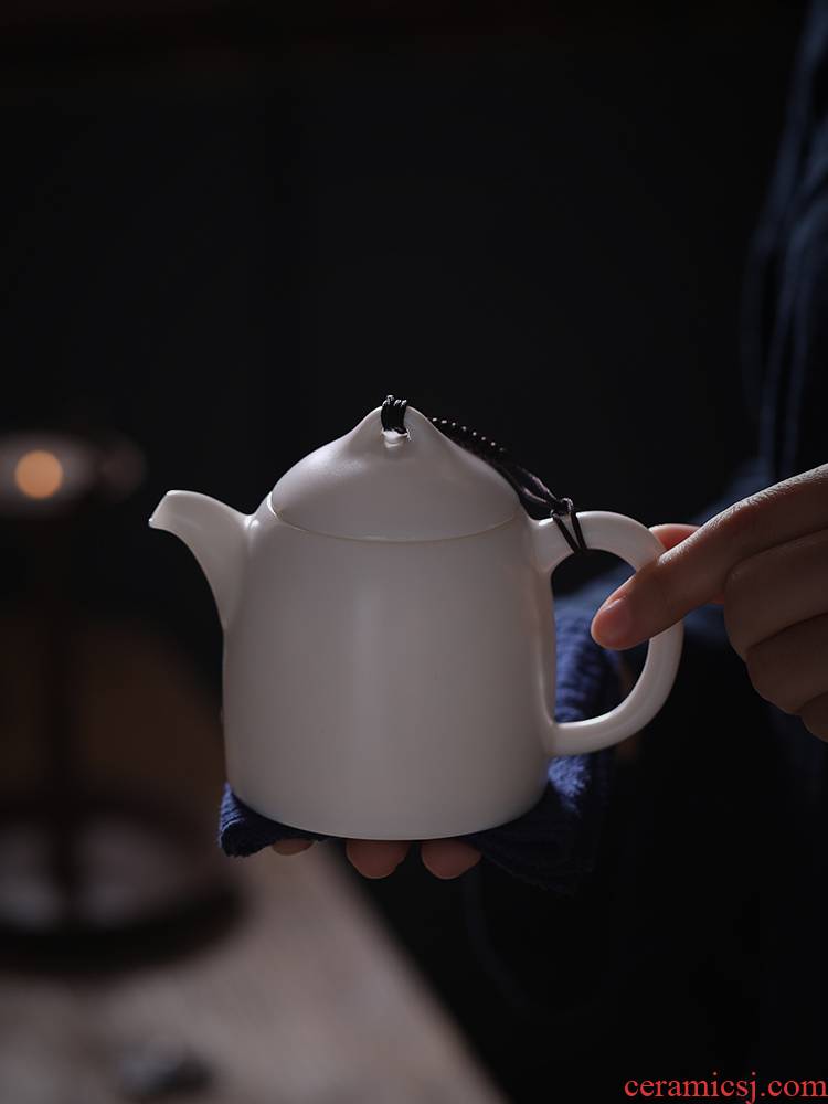 Jiangnan past little teapot kung fu tea set with white porcelain glossy glaze suet jade Qin Quan, single pot pot