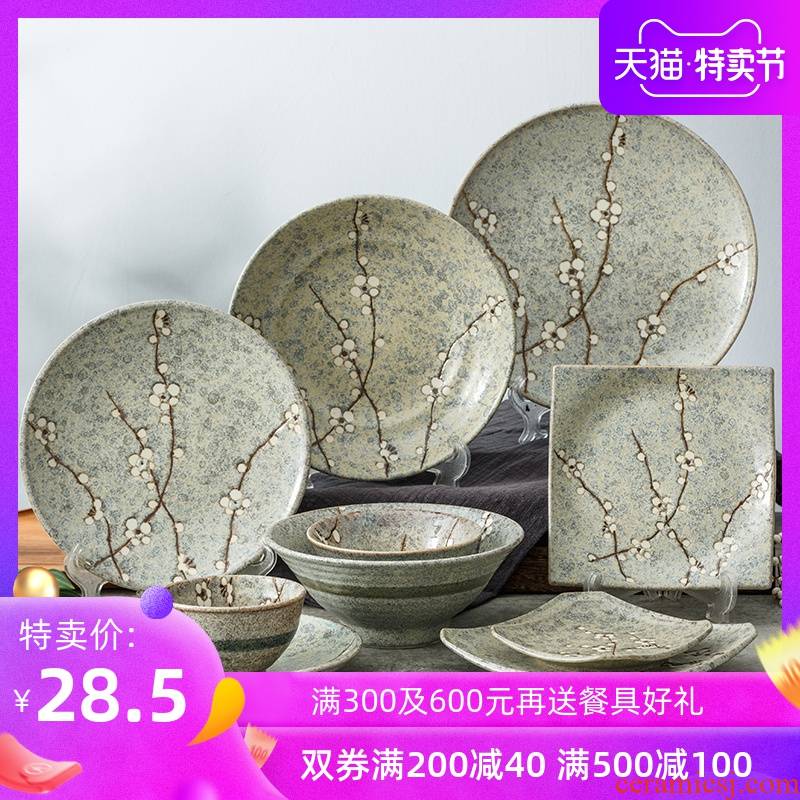 Japan imports salted and dried name plum retro quadrate dish plate round ceramic bowl of Japanese plate under the glaze color home dishes