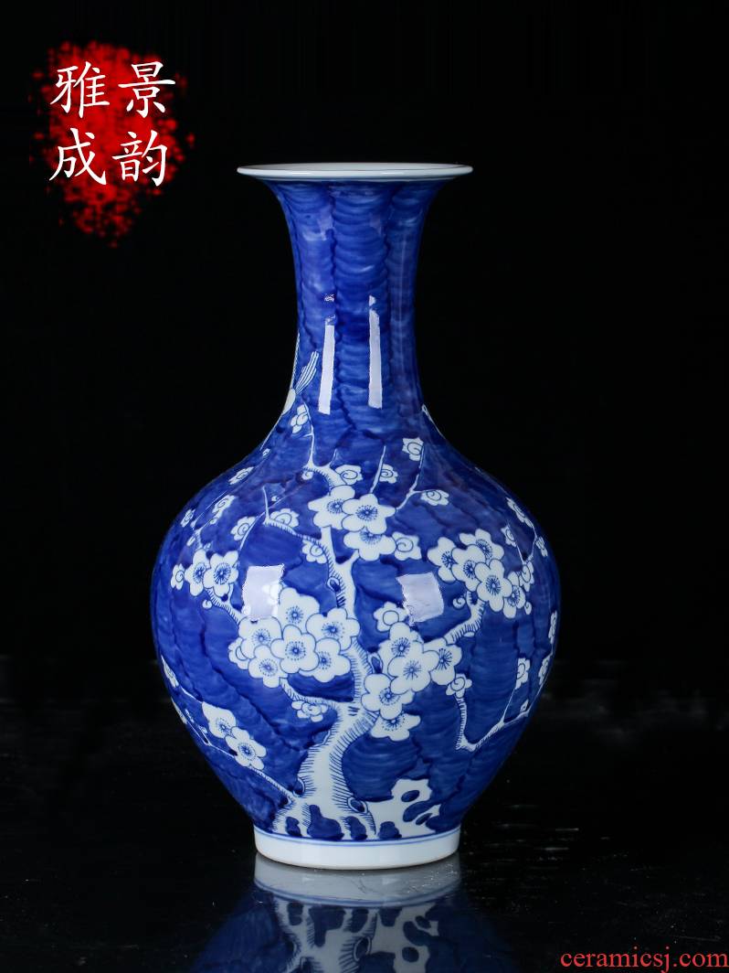 The New Chinese blue and white porcelain of jingdezhen ceramic flower arranging ice name plum bottle decoration place to live in the sitting room porcelain arts and crafts