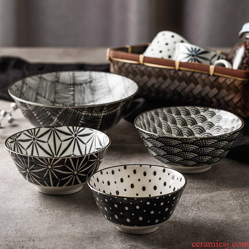 European style black and white contracted ceramic tableware imported from Japan, home to eat a large bowl of fruit salad bowl rainbow such as bowl soup bowl