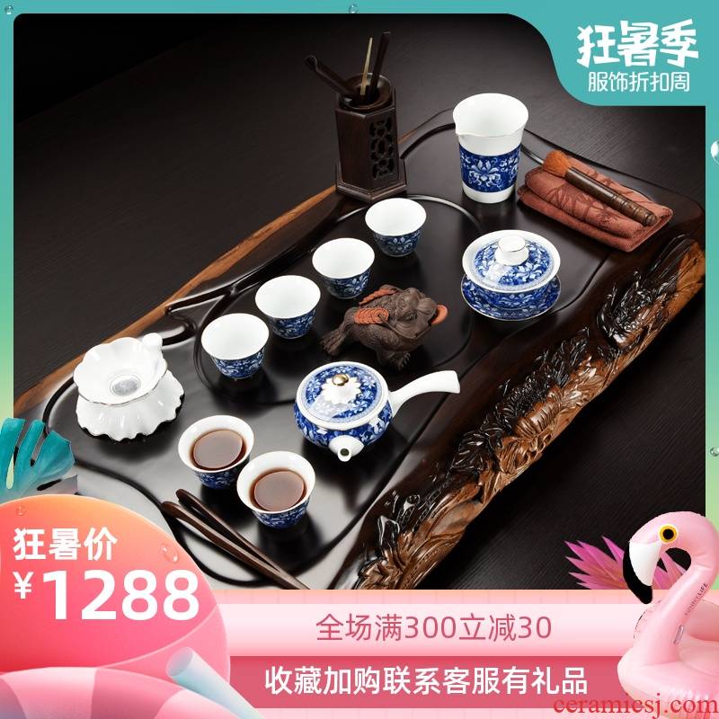 All flourishing ebony wood tea table of Chinese style household kung fu tea tray ceramic tea set contracted tea set