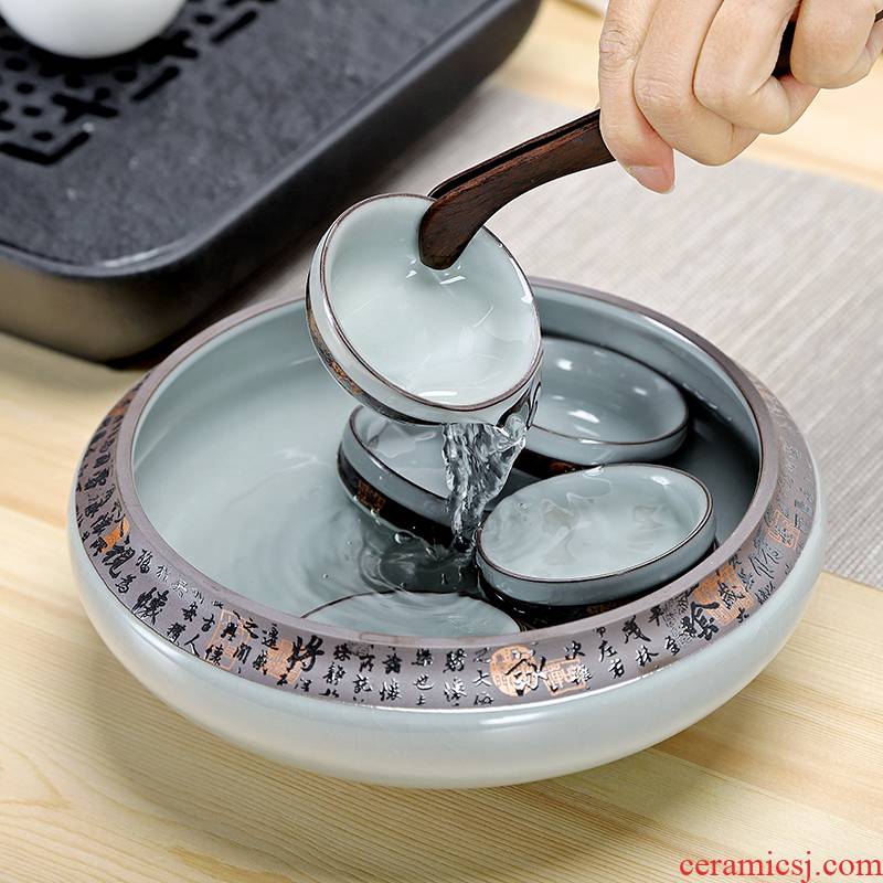 Friend is elder brother up in hot tea for wash large cup for wash bowl of household ceramic cylinder built water, after the kung fu tea tea taking