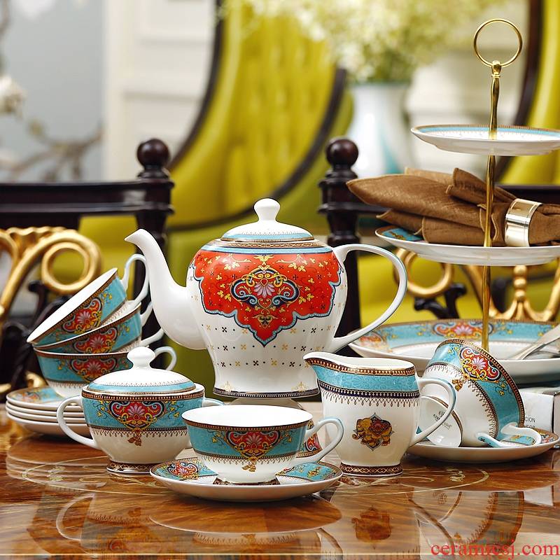 Creative ceramic coffee set suit coffee cup suit European flower cup disc set of ceramic English afternoon tea