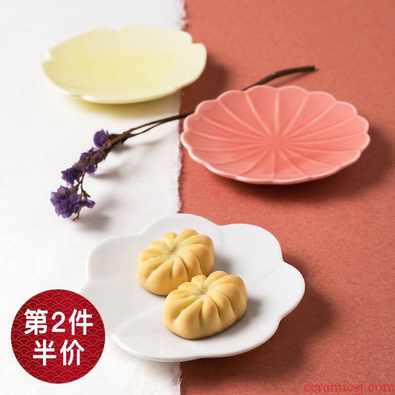Japanese household ceramics tableware cherry candy dishes small plate small plate of dish dish snack dish fruit cake plate