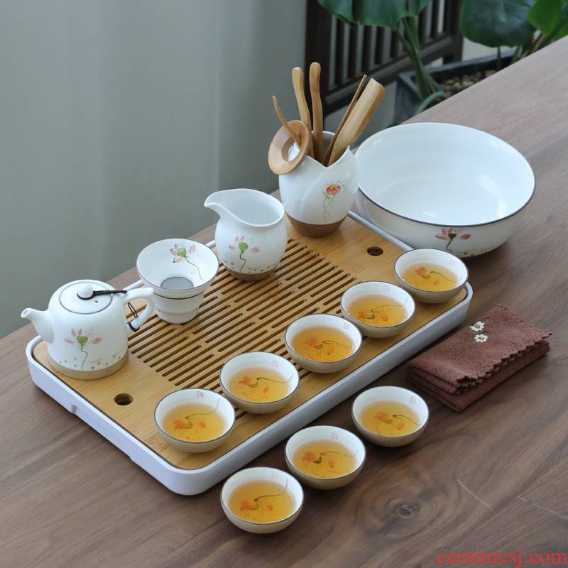 & old ceramic tea set, hand - made kung fu suit Japanese bamboo tea tray lid bowl of whole household cup side