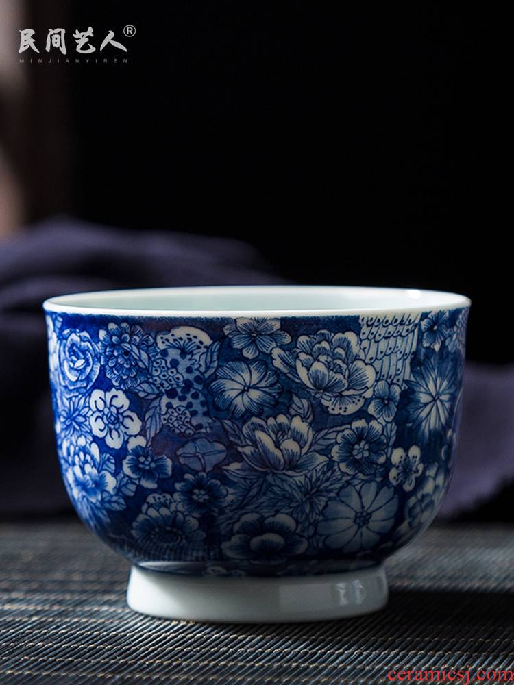 Jingdezhen ceramic hand - made master cup all hand blue and white flower small bowl kung fu tea cup sample tea cup