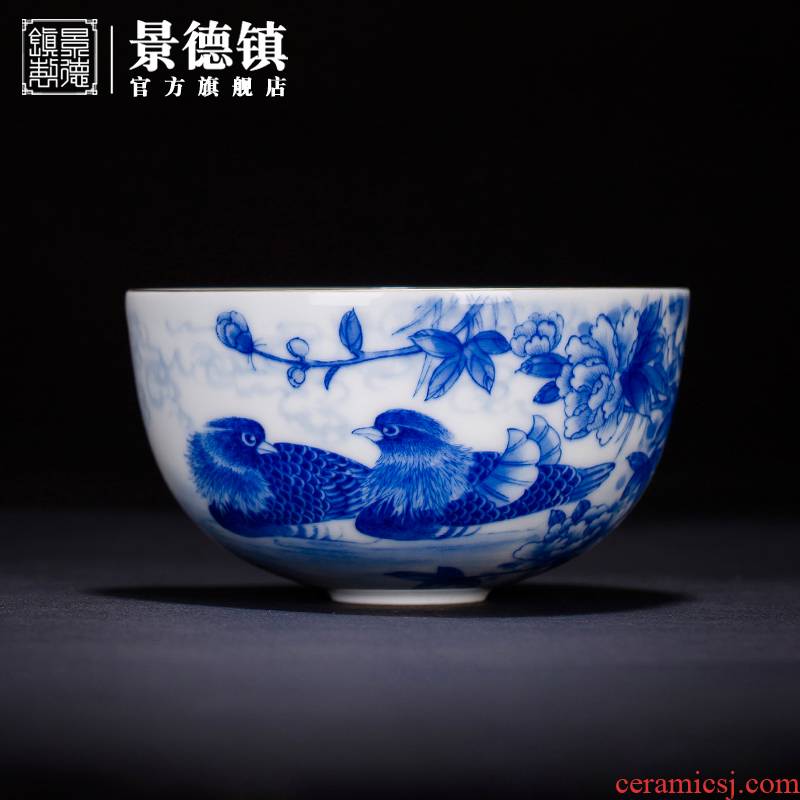 Jingdezhen official flagship store ceramic hand - made of blue - and - white mandarin duck master cup kung fu tea set collection cup sample tea cup