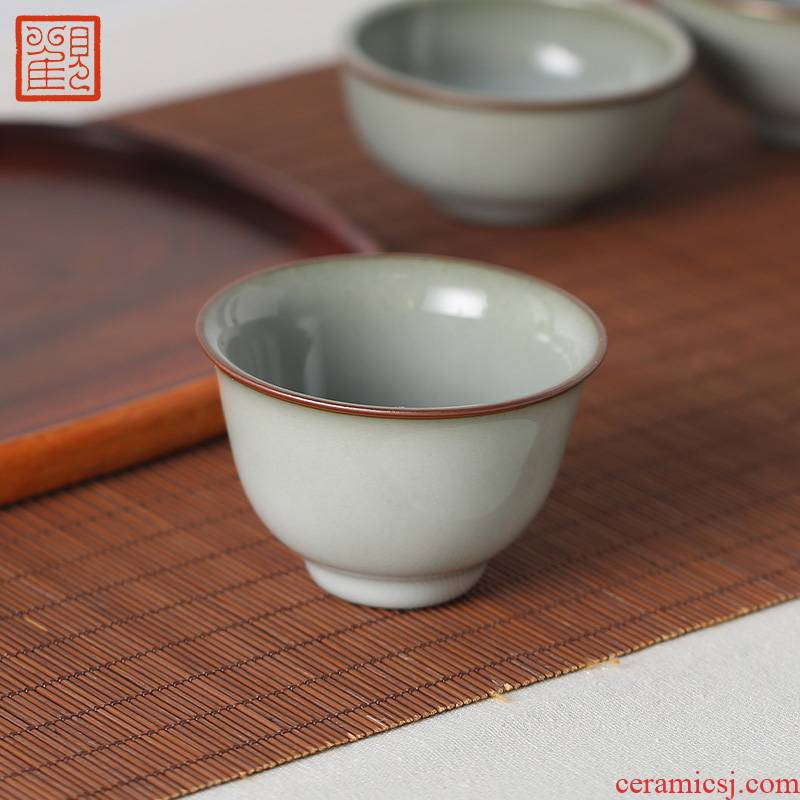 The View restoring museum ceramic cups sample tea cup archaize of longquan up open piece of kung fu tea masters cup tire iron