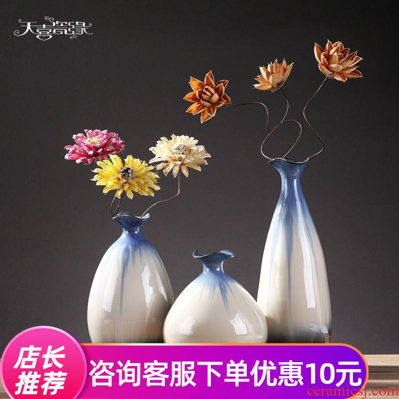 Insert creative jingdezhen ceramic vase sitting room of I and contracted household TV table wine accessories furnishing articles