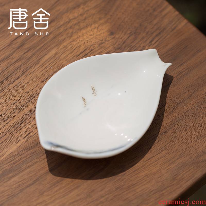 Tang s hand wash tea is tea accessories enjoy tea holder, white porcelain lotus exchanger with the ceramics disc viewing tea by hand