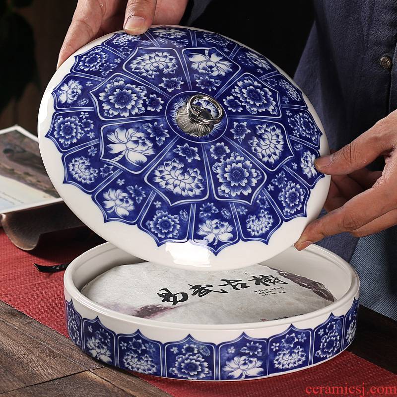 Blue and white pu 'er tea cake tea pot ceramic large wake receives monolayer receive a case the pods, retro white tea tea boxes