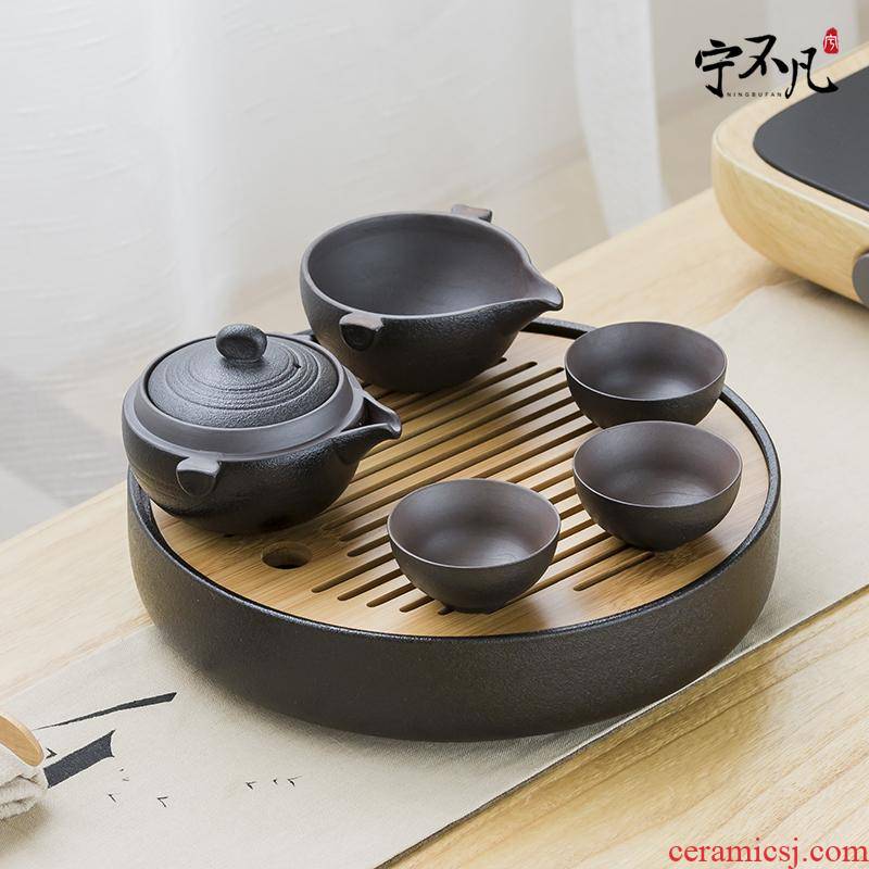 Rather uncommon black pottery tea set suit household ceramics kung fu tea tea tray to crack a pot of three travel tea set