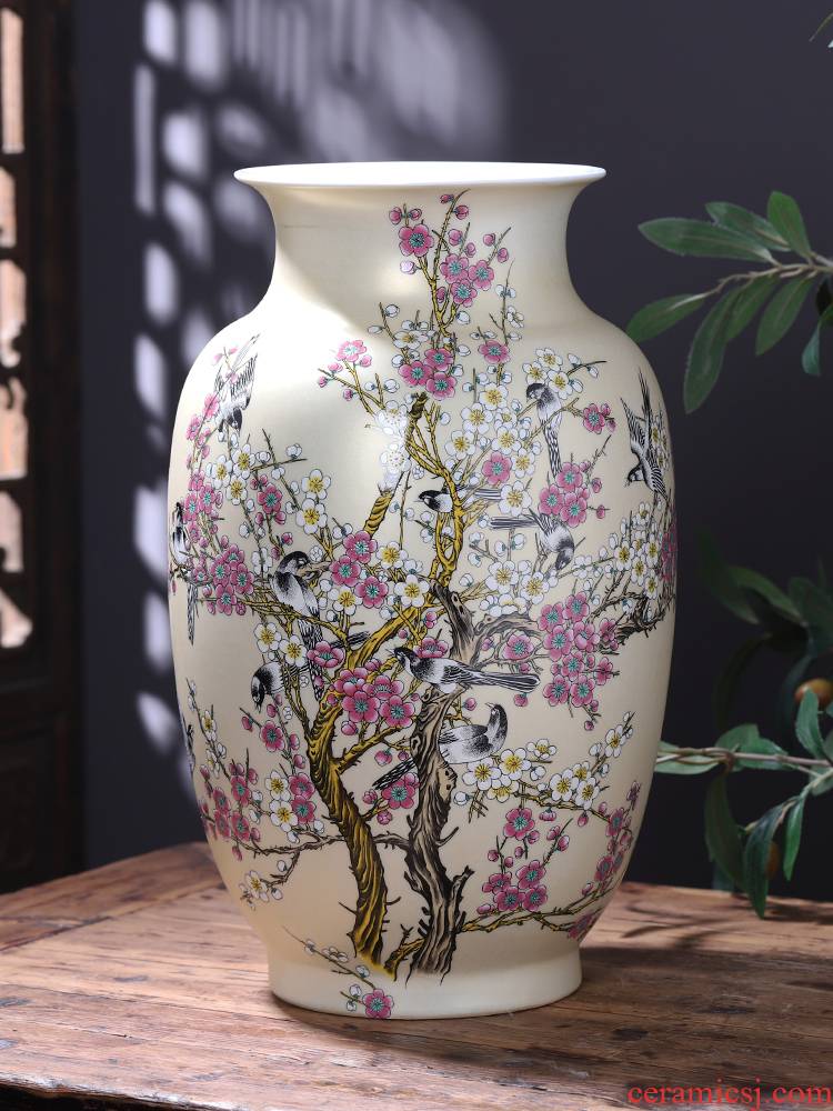 Jingdezhen ceramics vase landing large Chinese flower arranging sitting room adornment TV ark, act the role ofing is tasted furnishing articles of handicraft