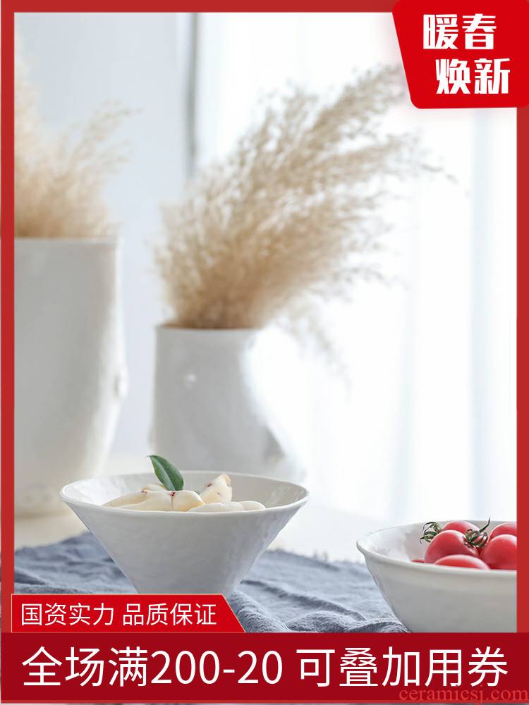 TaoXiChuan dishes suit household contracted ceramic plate is pure and fresh and pure and fresh and creative use vases, the original design