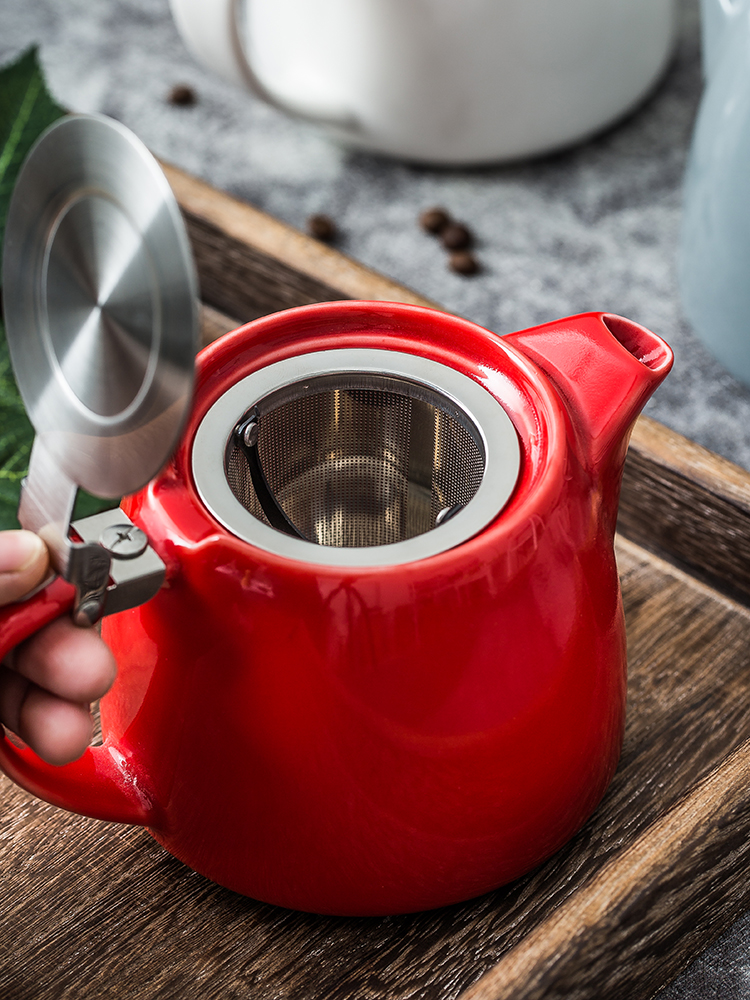 Red Nordic small ceramic teapot single home one afternoon tea pot, green tea, black tea kettle with the filter
