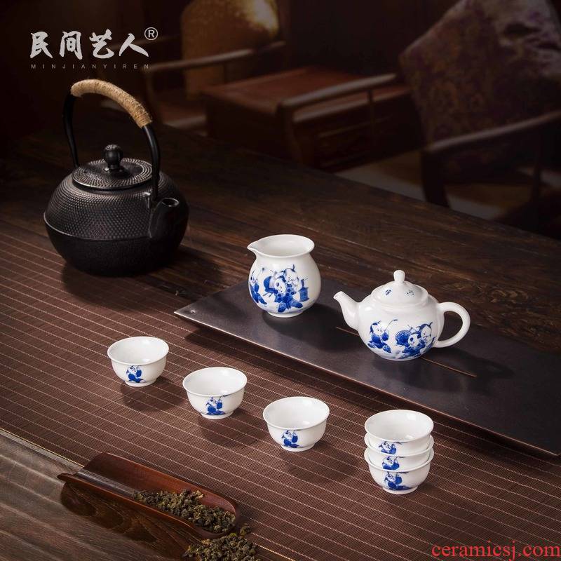 Jingdezhen kung fu tea sets suit ceramic cups hand draw a complete set of blue and white porcelain teapot tea cups