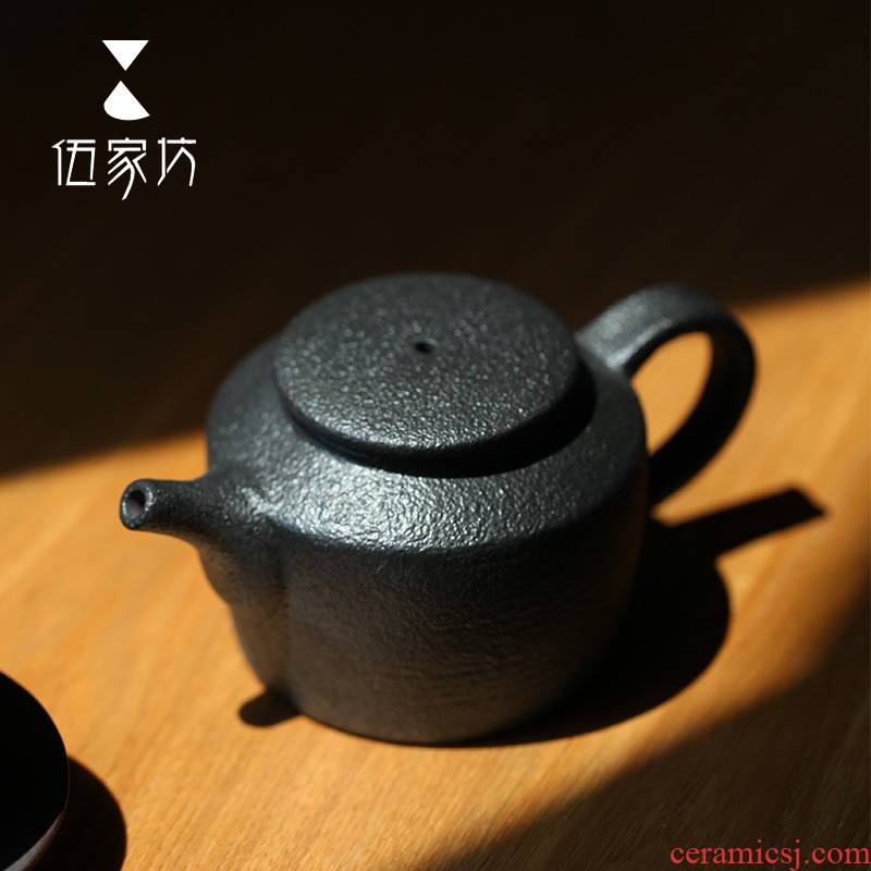 The Wu family fang ceramic teapot single small tea pot of filtering device creative flat cover CiHu kung fu tea set
