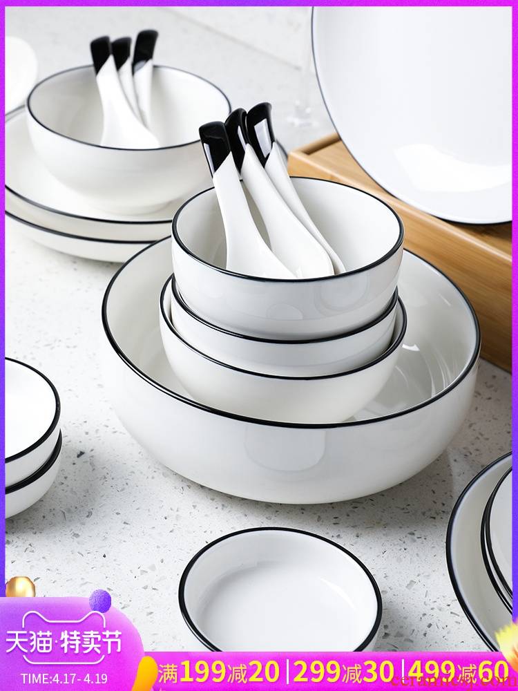 Selley European contracted the black edge ceramic tableware suit to use dishes chopsticks sets the food more than the dress