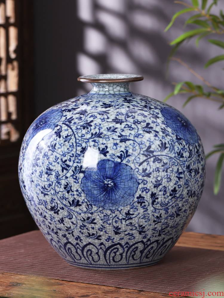 Jingdezhen ceramics antique hand - made of blue and white porcelain vases, flower arrangement to restore ancient ways furnishing articles classical home sitting room adornment