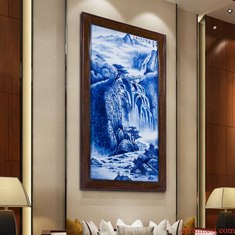 Pure hand - made ceramic painting landscape painting of the blue and white porcelain plate painting the sitting room adornment feel porch hang a picture to the study of new Chinese style