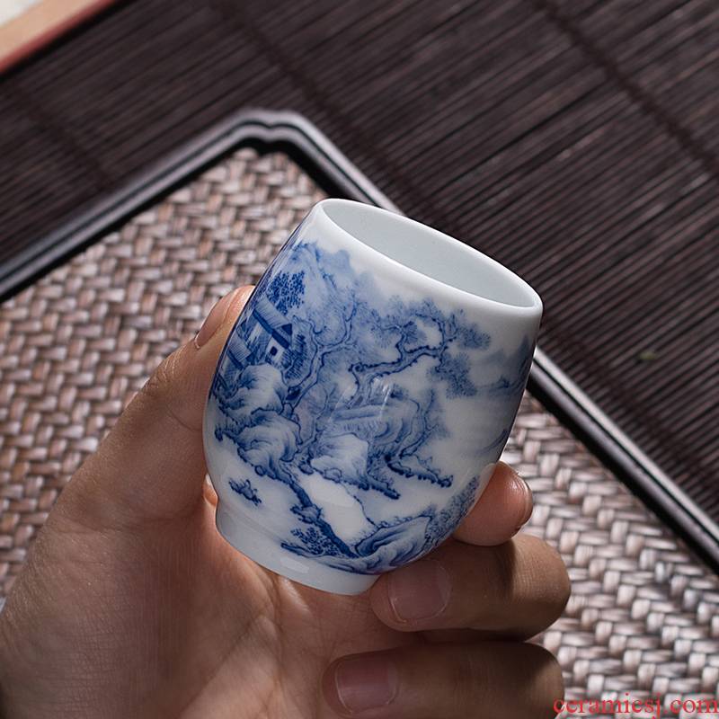 The Owl up jingdezhen blue and white hand draw landscape kung fu tea set ceramic tea cup masters cup small tea cups