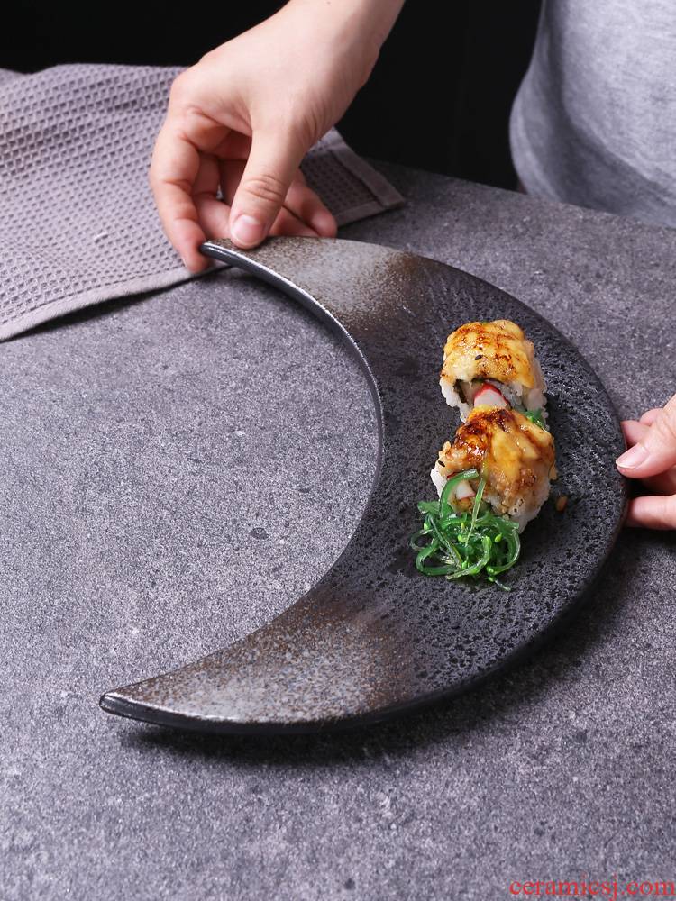 Japanese style restoring ancient ways of creative ceramic plate of the moon disc shaped plate characteristic ltd. sushi cuisine restaurant move pendulum plate