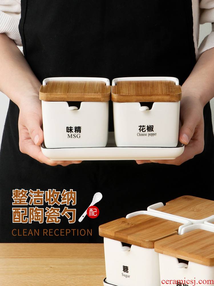 Japanese ceramics seasoning box three sets of household kitchen seasoning box to receive a salt shaker creative flavor pot