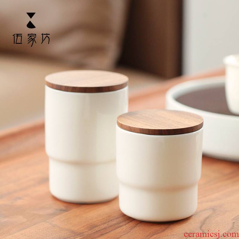 The Wu family fang ceramic creative caddy fixings wake receives wooden cover seal pot puer tea storage jar small home
