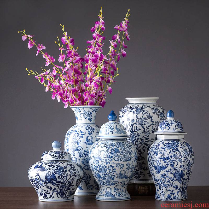 Jingdezhen ceramic blue and white porcelain vase place to live in the sitting room is blue and white porcelain vase flower arranging TV ark, decoration decoration