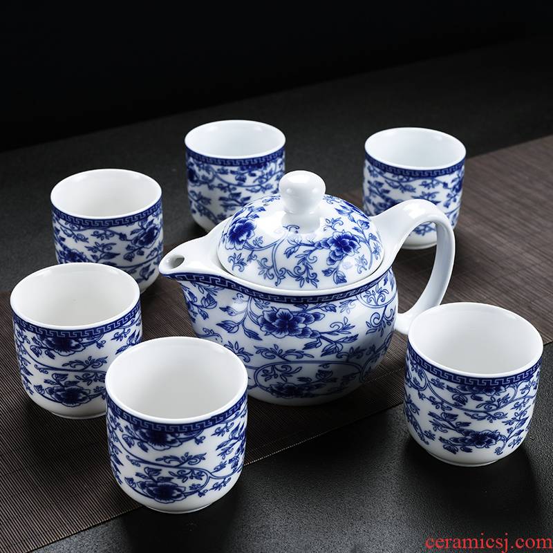 Old blue and white and exquisite ceramic filter, domestic large kung fu tea set at the teapot teacup set a pot of six glasses