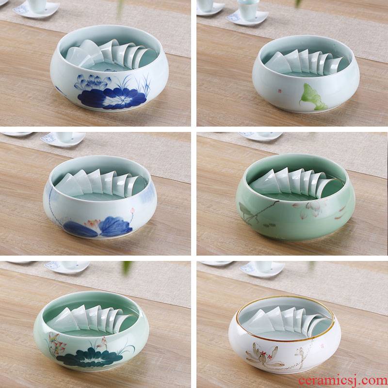 A large blue and white lotus tea to wash to the writing brush washer from household ceramic tea set accessories for wash cup tea king water jar water washing