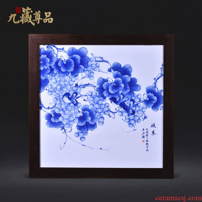 Jingdezhen ceramics Liu Shuwu hand - made porcelain plate painting Chinese style household decoration crafts are rich fruits