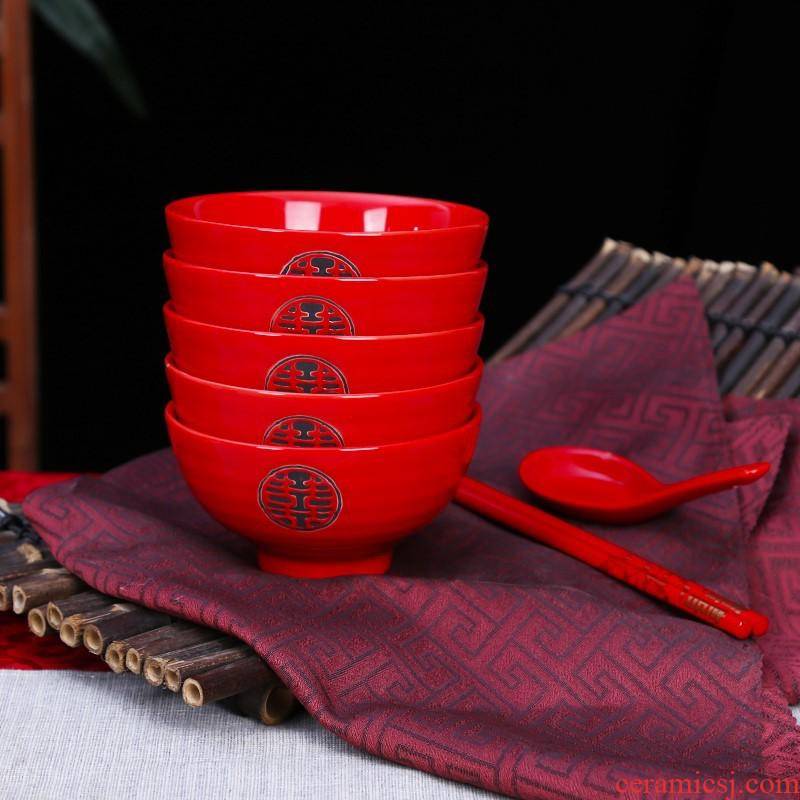 Chinese red wedding 6 pack spoon tableware suit double happiness to the bowl of red ceramic bowl festival gift to Mary question