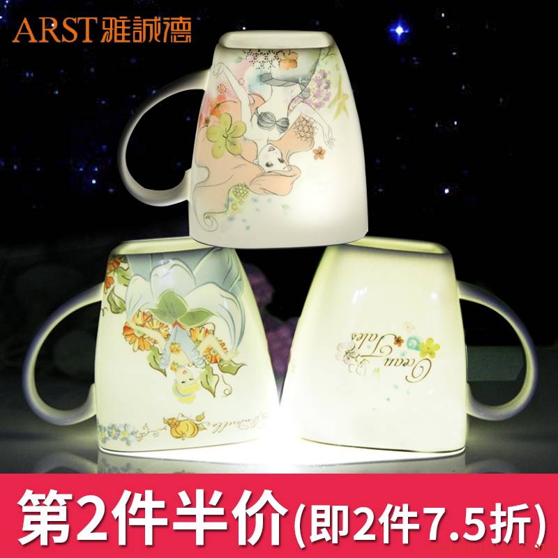 Ya cheng DE ins glass ceramic keller cup ipads porcelain Disney princess large capacity of creative move of coffee