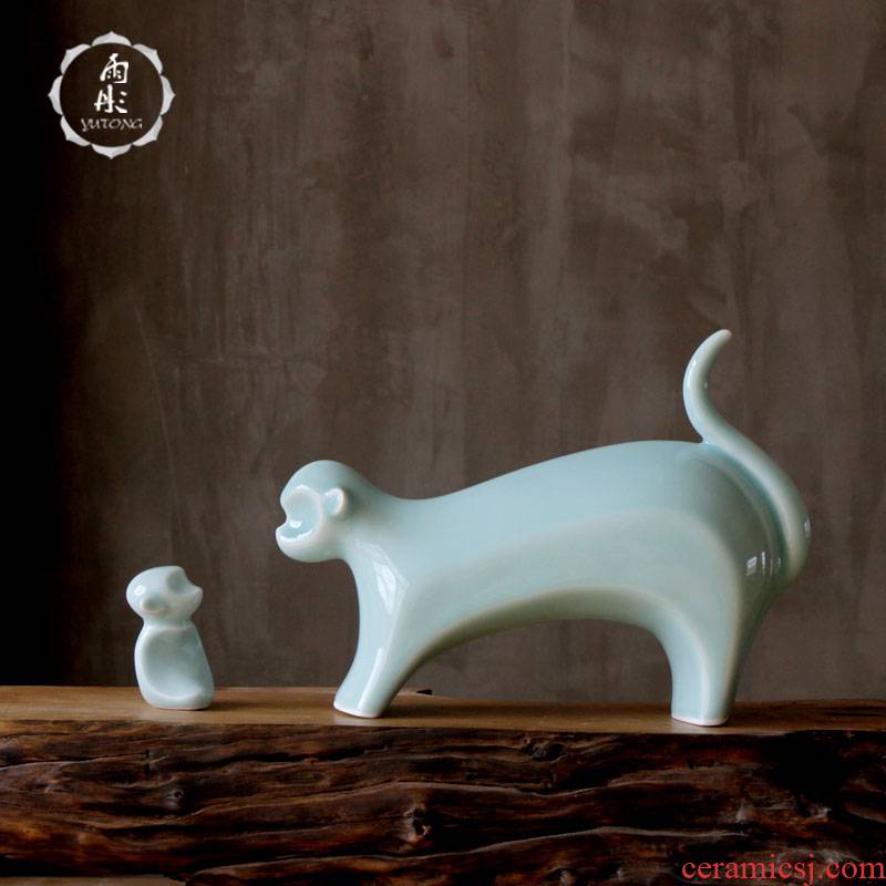 The rain tong home | shadow green craft porcelain of jingdezhen ceramics monkey sitting room ceramic household adornment furnishing articles