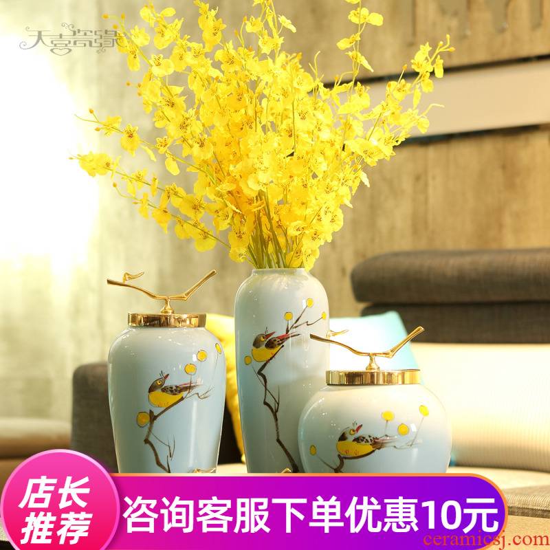 The New Chinese jingdezhen ceramic plug-in vase furnishing articles modern American household wine sitting room adornment dried flower bottles